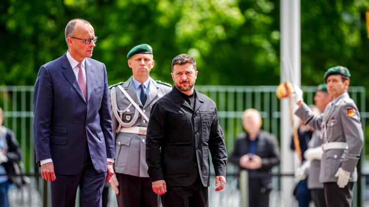Zelenski'nin Berlin Ziyaretinde Güvenlik Önlemleri Dikkat Çekti
