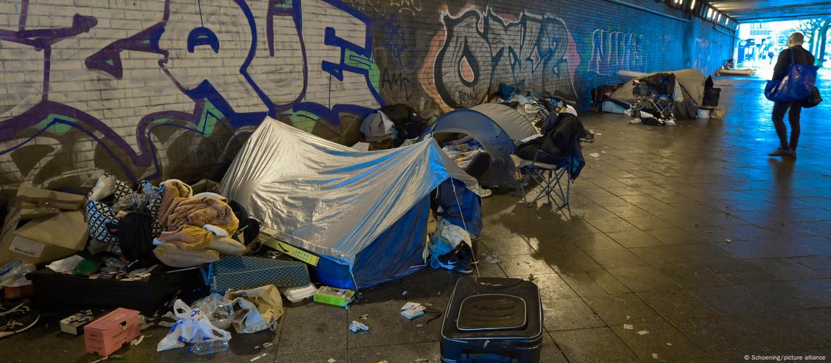 Berlin’de Evsizlere Sıcaklık Yardımı Başladı
