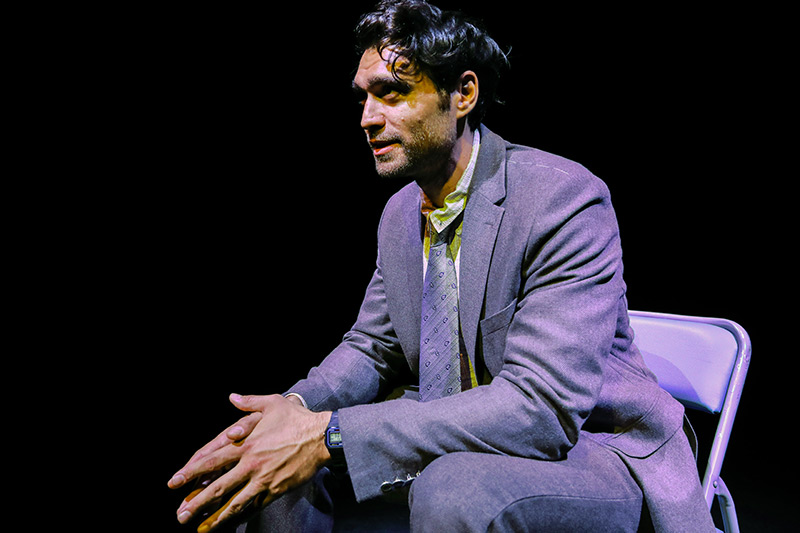 Ben Çoktan Gidersiniz Sanmıştım - Tiyatro